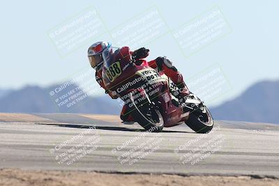 media/Oct-30-2025-Racers Edge (Thu) [[dabbdaf680]]/3-B Group/Session 4 Turn 9/